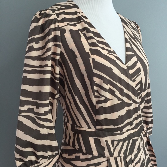 Banana Republic Factory wrap dress - Picture 2 of 7